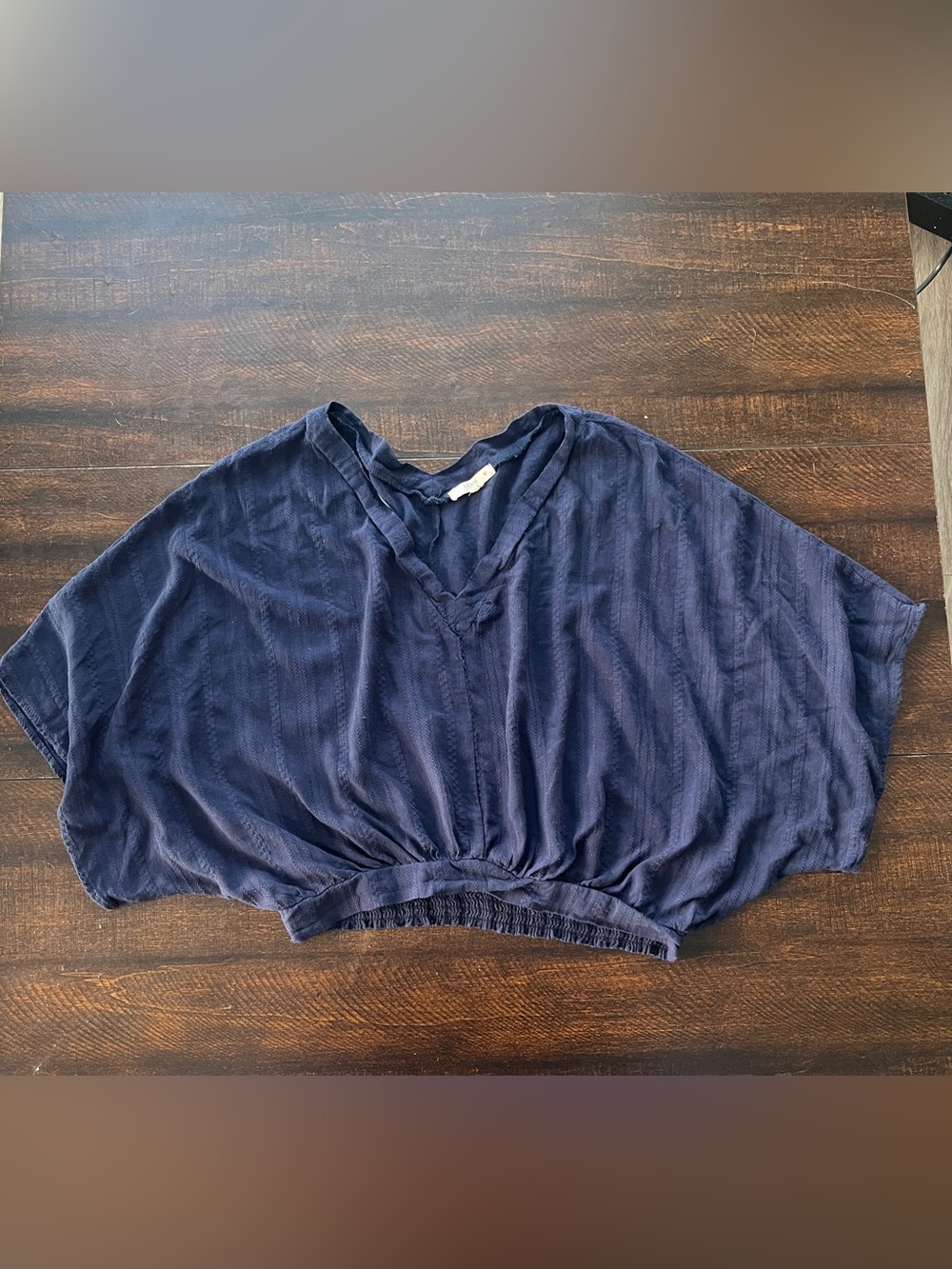Boho Chic Le Lis Navy Cropped V Neck Blouse